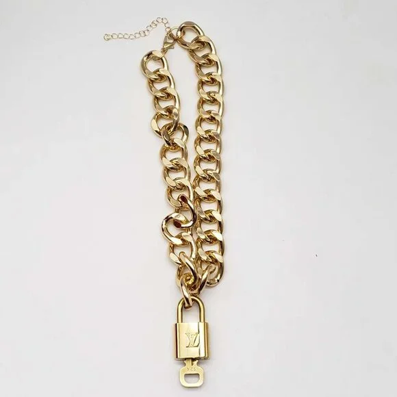 Authentic Louis Vuitton Lock & Key with Unbranded Gold Plated Chain Necklace - Picture 5 of 8